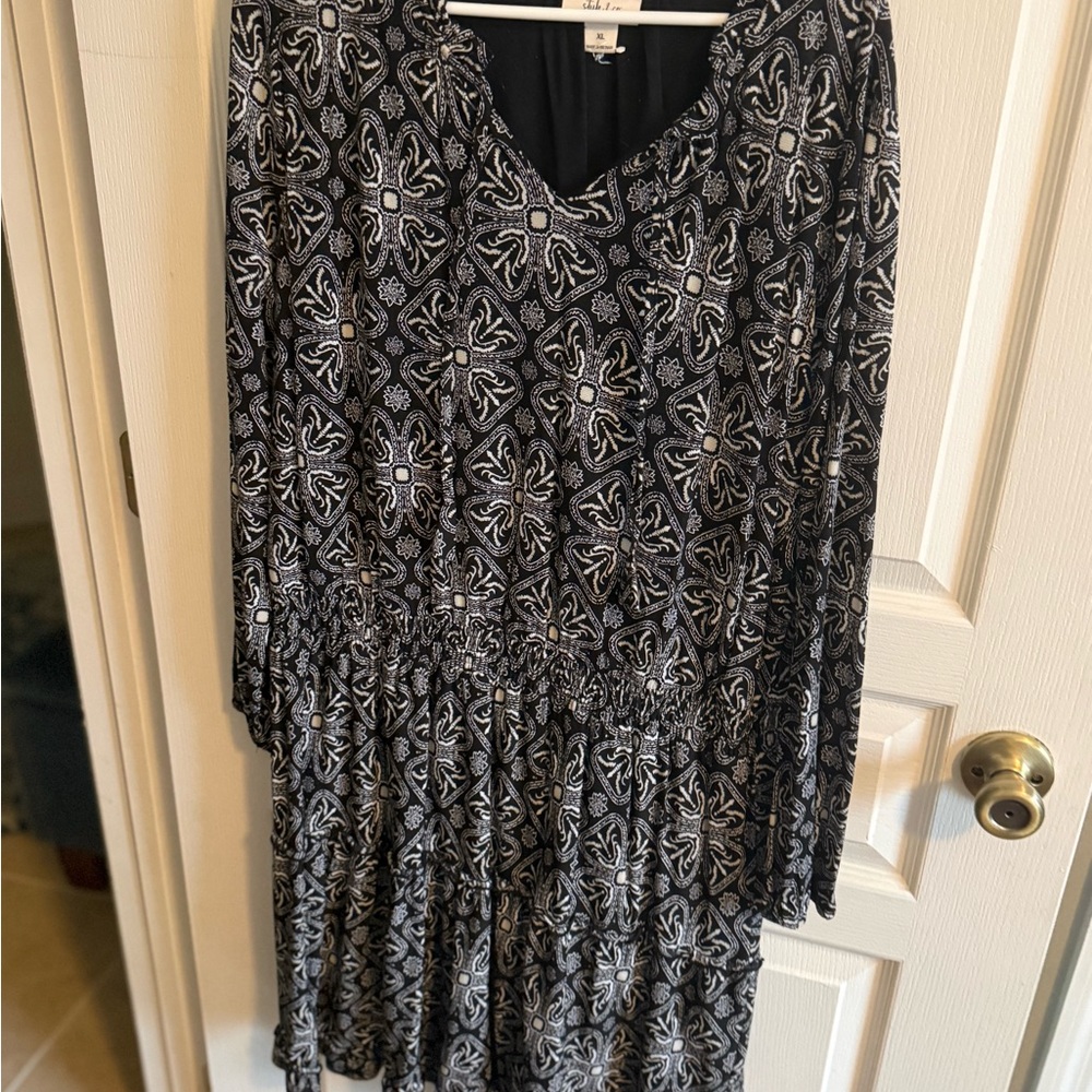 Style & Co. Black and White Long Sleeve Patterned Dress